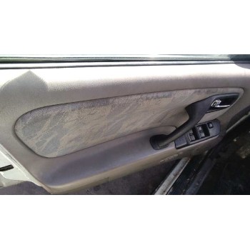 nissan primera berlina (p11) del año 1999