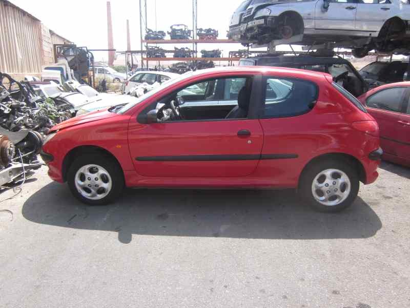 peugeot 206 berlina del año 1999