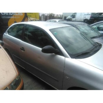 seat ibiza (6l1) del año 2002