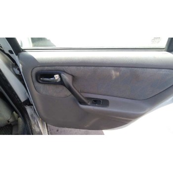 nissan primera berlina (p11) del año 1999