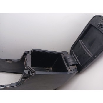 Recambio de apoyabrazos central para toyota rav 4 active referencia OEM IAM 5890142090  