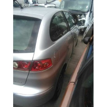 seat ibiza (6l1) del año 2002