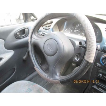 daewoo lanos del año 1999