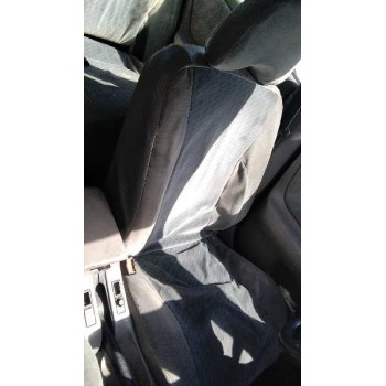 nissan primera berlina (p11) del año 1999