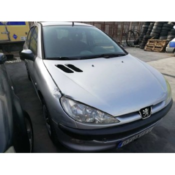 peugeot 206 berlina del año 2004