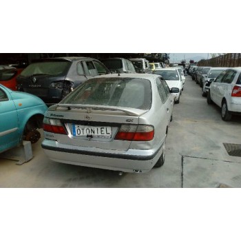 nissan primera berlina (p11) del año 1997