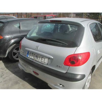 peugeot 206 berlina del año 2003