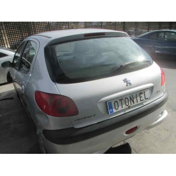peugeot 206 berlina del año 2003