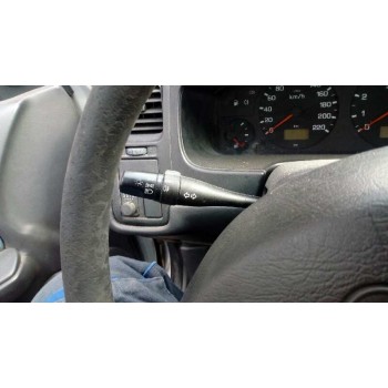 nissan primera berlina (p11) del año 1997