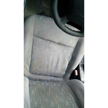 nissan primera berlina (p11) del año 1997