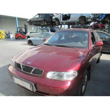 daewoo nubira berlina del año 1998