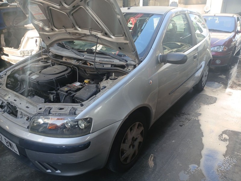 fiat punto (188_) del año 2002