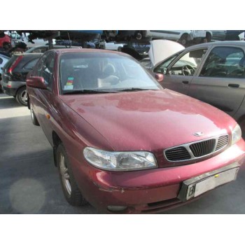 daewoo nubira berlina del año 1998