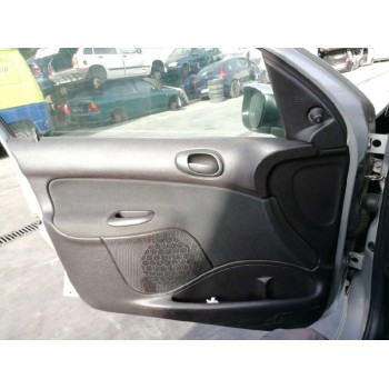 peugeot 206 berlina del año 2004