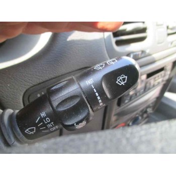 daewoo nubira berlina del año 1998