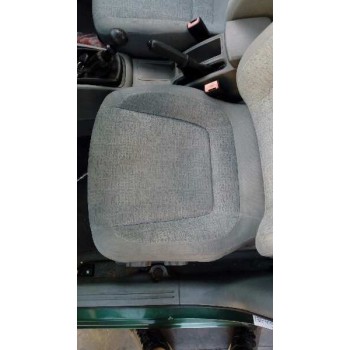 daewoo nubira berlina del año 2001