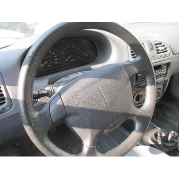 daewoo nubira berlina del año 1998