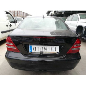 mercedes-benz clase c (w203) berlina del año 2003