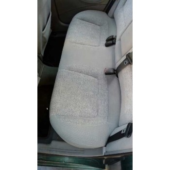 daewoo nubira berlina del año 2001