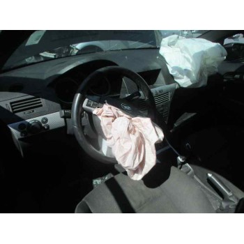 opel astra gtc del año 2006