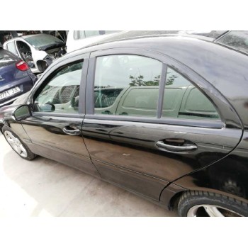 mercedes-benz clase c (w203) berlina del año 2003