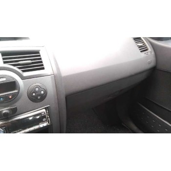 renault megane ii berlina 5p del año 2004