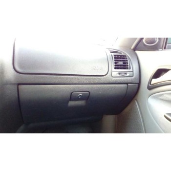 daewoo nubira berlina del año 2001