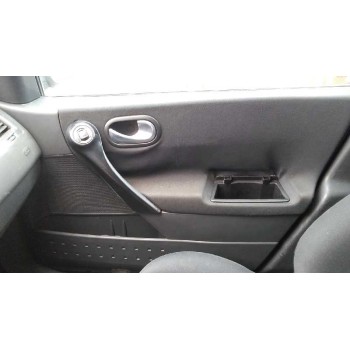 renault megane ii berlina 5p del año 2004