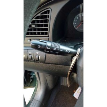 daewoo nubira berlina del año 2001