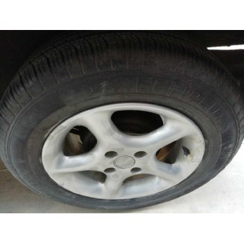 daewoo nubira berlina del año 1998