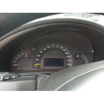 mercedes-benz clase c (w203) berlina del año 2003