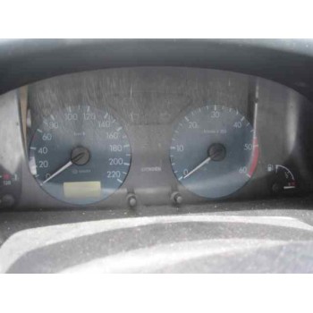 citroën xsara berlina del año 2001