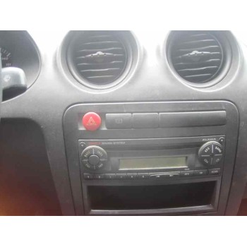 seat ibiza (6l1) del año 2003