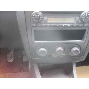seat ibiza (6l1) del año 2003