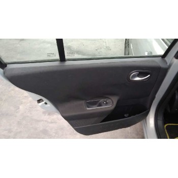 renault megane ii berlina 5p del año 2004