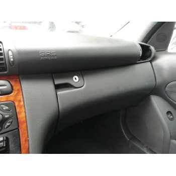 mercedes-benz clase c (w203) berlina del año 2003