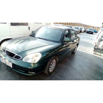 daewoo nubira berlina del año 2001