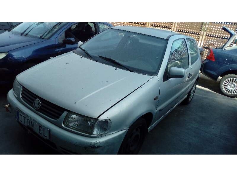 volkswagen polo berlina (6n1) del año 1999