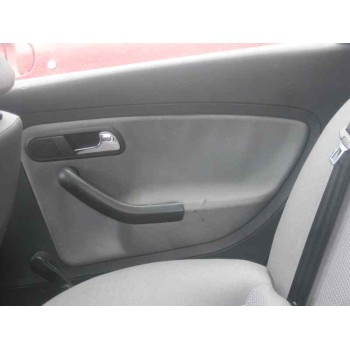 seat ibiza (6l1) del año 2003
