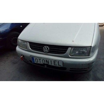 volkswagen polo berlina (6n1) del año 1999