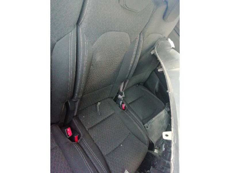 Recambio de asiento trasero medio para kia carens ( ) drive referencia OEM IAM   