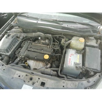 opel astra h berlina del año 2004