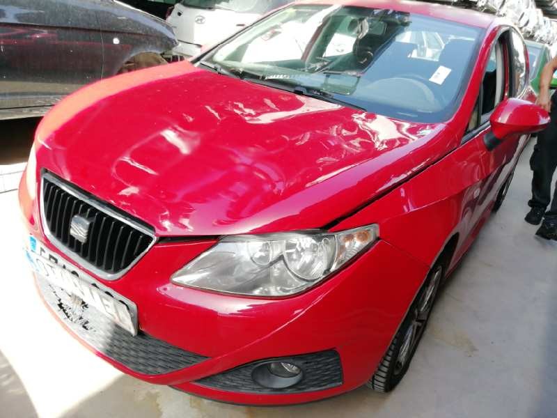 seat ibiza (6j5) del año 2008