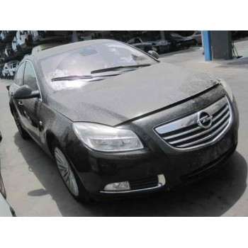 opel insignia berlina del año 2011