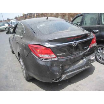 opel insignia berlina del año 2011