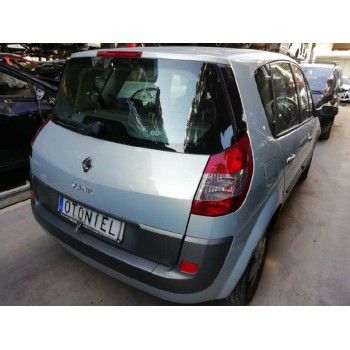 renault scenic ii del año 2004