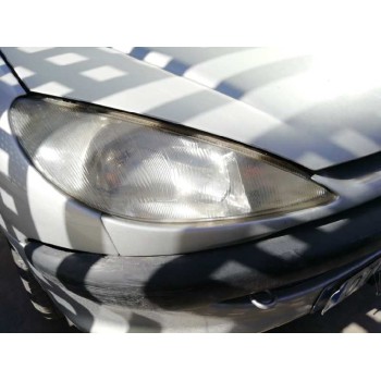 peugeot 206 berlina del año 2002