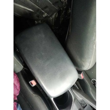 Recambio de apoyabrazos central para toyota rav 4 active referencia OEM IAM 5890142090  