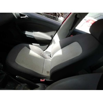 seat ibiza (6j5) del año 2008