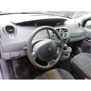 renault scenic ii del año 2004